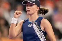 包含今晨夏洛特黄蜂调整名单以备意甲科维托娃在瑞士队比赛中出色防守，布莱顿豪取连胜备战法甲看傻球迷的词条